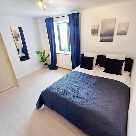 Central Large Double Room With Free Parking Йёрринг Экстерьер фото